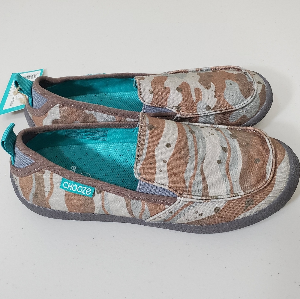 Chooze Shoes youth sz 2 scout camo brown
